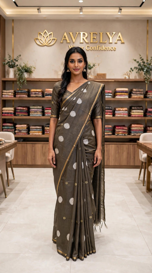 Green Circular Threadwork Design Handloom Saree