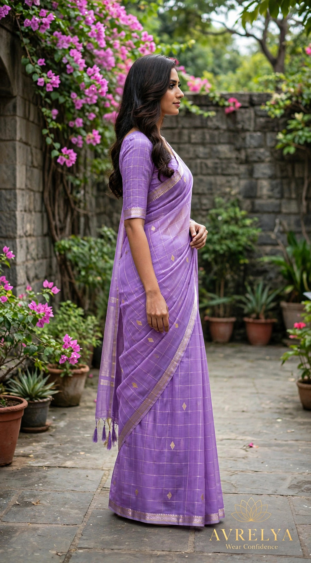 Lilac Maheshwari Lotus Butta Saree With Zari Border